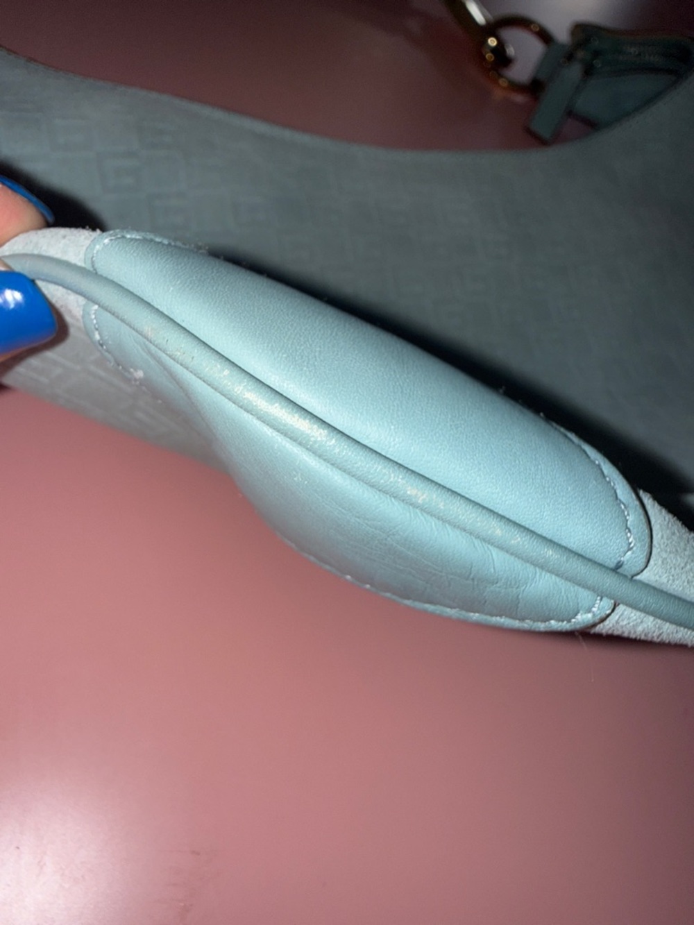 Gucci Authentic Shoulder Bag - Picture 5 of 15